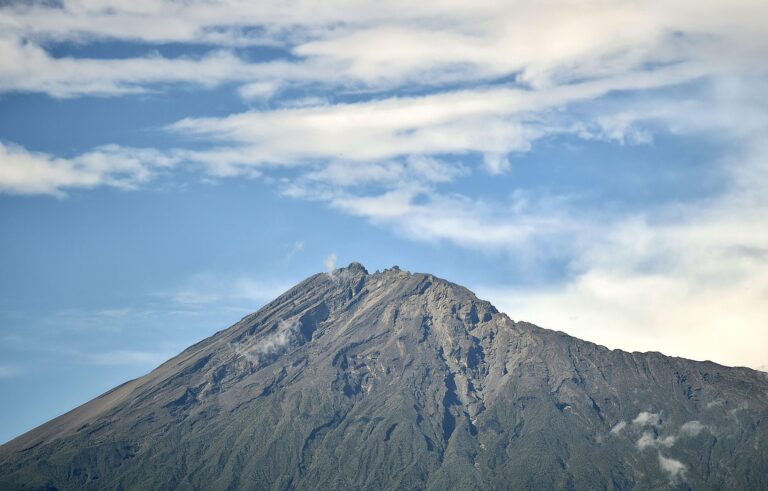 mountain-meru