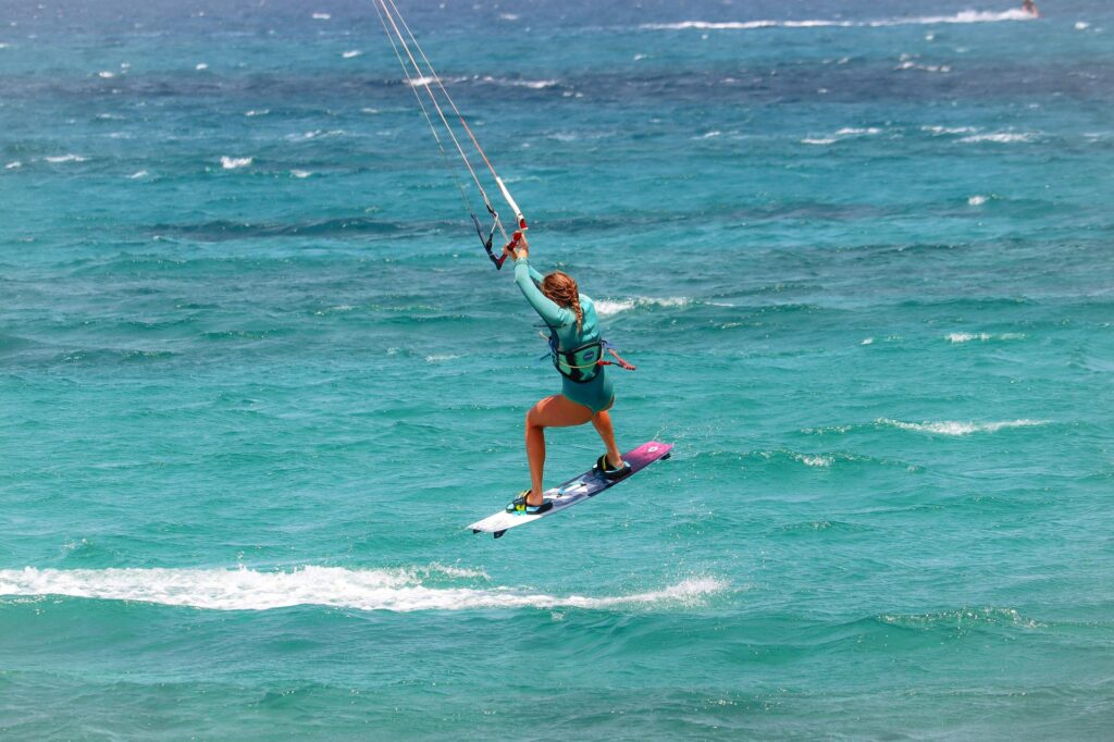 kite-surfing-zanzibar